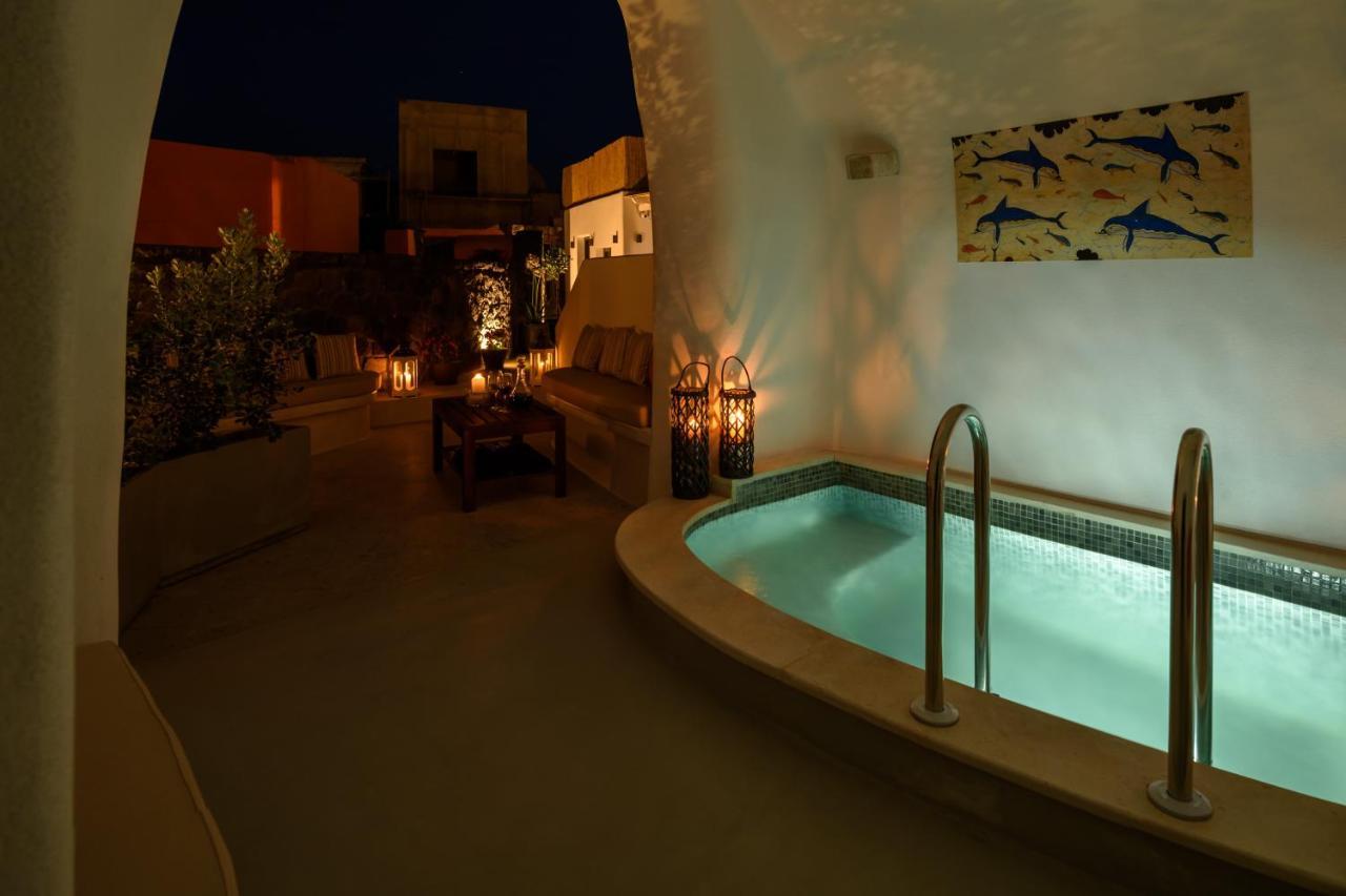 White Dream Suites Fira  Dış mekan fotoğraf
