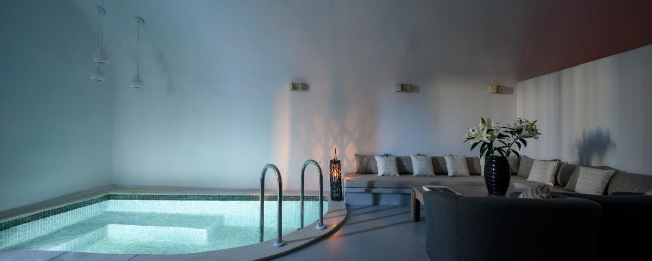 White Dream Suites Fira  Dış mekan fotoğraf