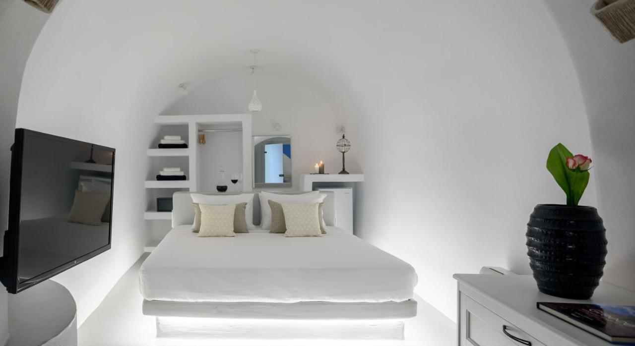 White Dream Suites Fira  Dış mekan fotoğraf