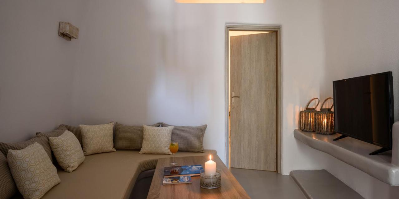 White Dream Suites Fira  Dış mekan fotoğraf