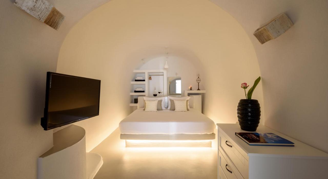 White Dream Suites Fira  Dış mekan fotoğraf