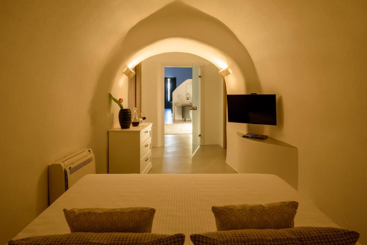 White Dream Suites Fira  Dış mekan fotoğraf