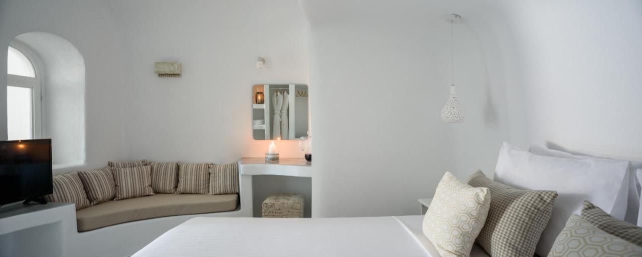 White Dream Suites Fira  Dış mekan fotoğraf