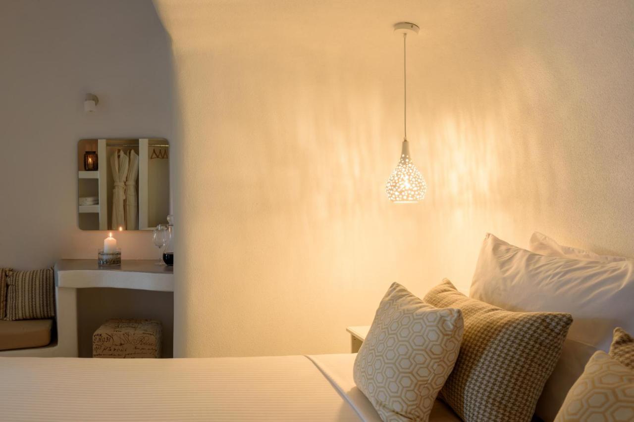 White Dream Suites Fira  Dış mekan fotoğraf